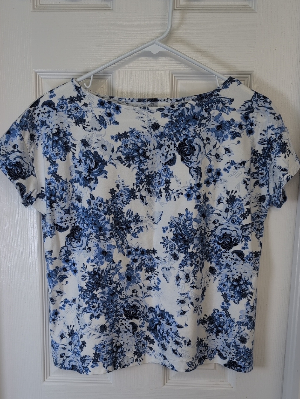 J. Jill Blue Floral Short Sleeve Top Blue & White